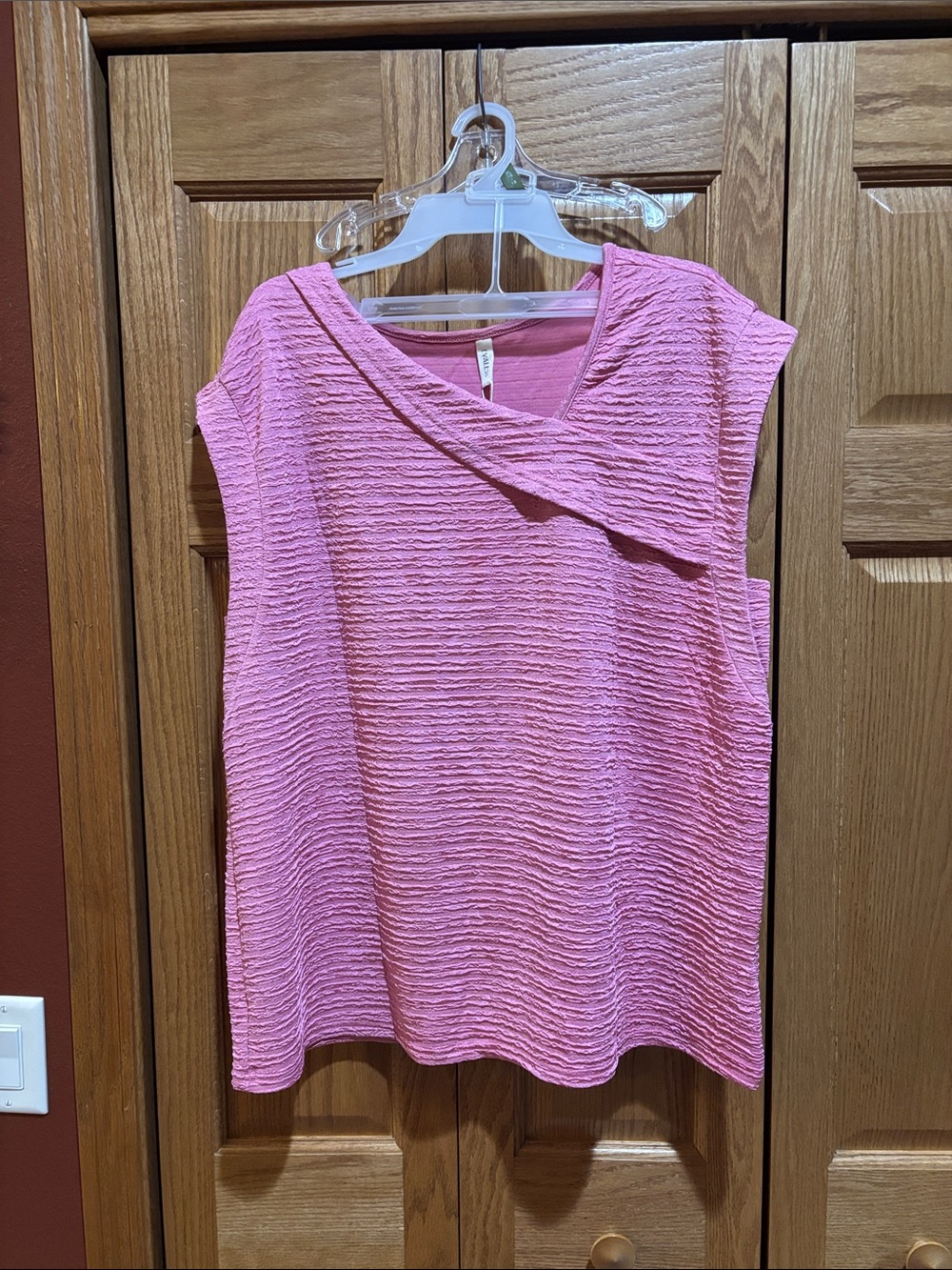 Sleeveless Pink Textured Knit Blouse with Draped Neck